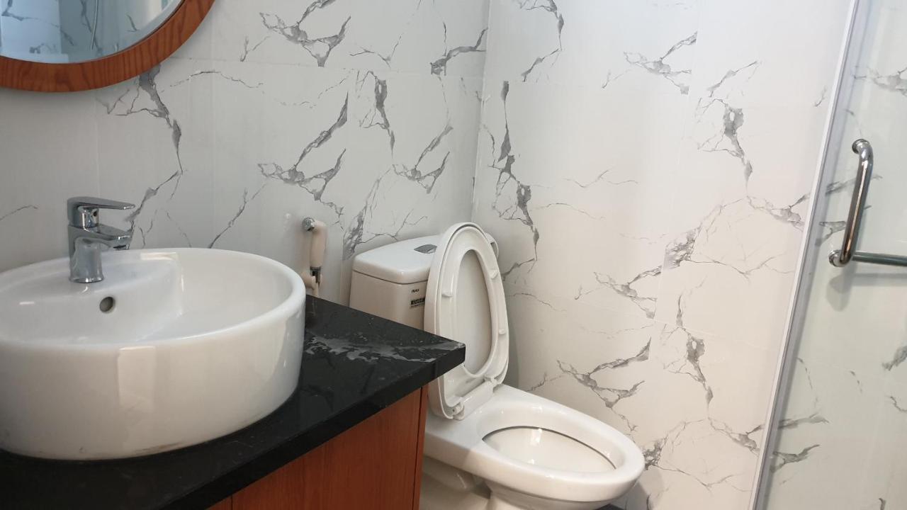 Era Cozy Apartment Ханой Экстерьер фото
